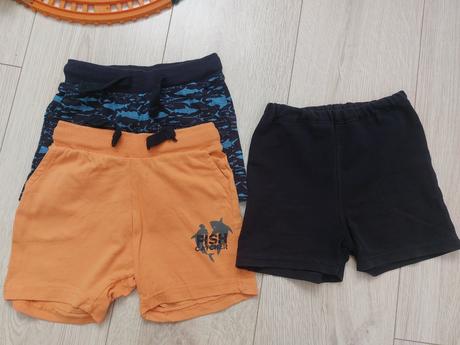 Šortky 98/104, lupilu,98