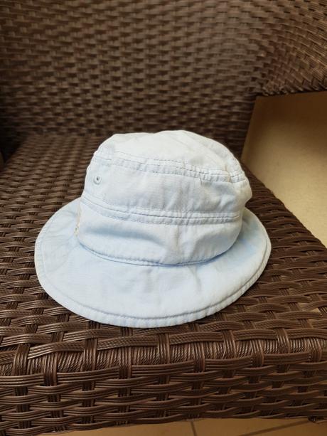 Klobúk, benetton,80