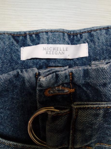 Rifle s vysokym pasom, s