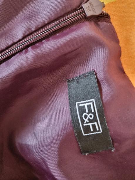 Bordové úpletové biznis šaty 38, f&f,38