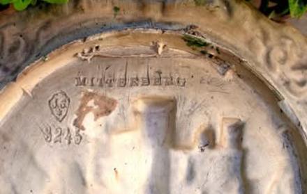 Tanier na zavesenie,