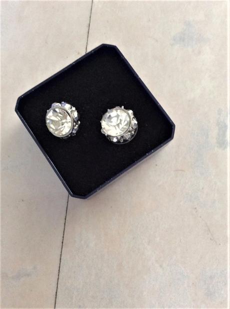 Náušnice s očkom, 