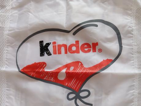 Kinder surprise vrecko na prezúvky batoh,