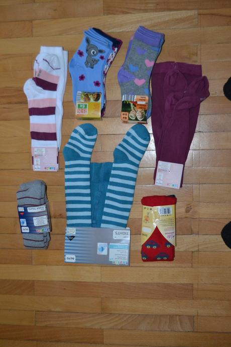 Ponožky nenosené, 23