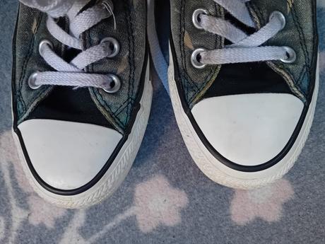 Converse, converse,36