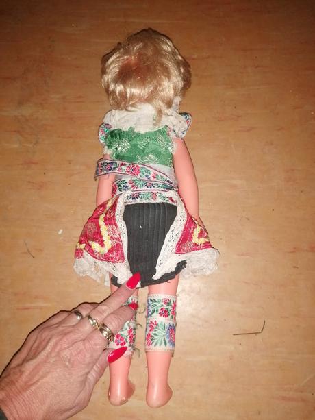 Bábika v kroji 44 cm, 