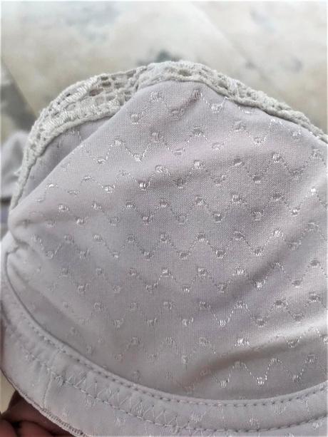 Luxusná podprsenka bez výstuže, huber,75b