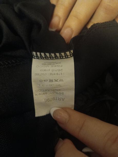 Spoločenské šaty, 46