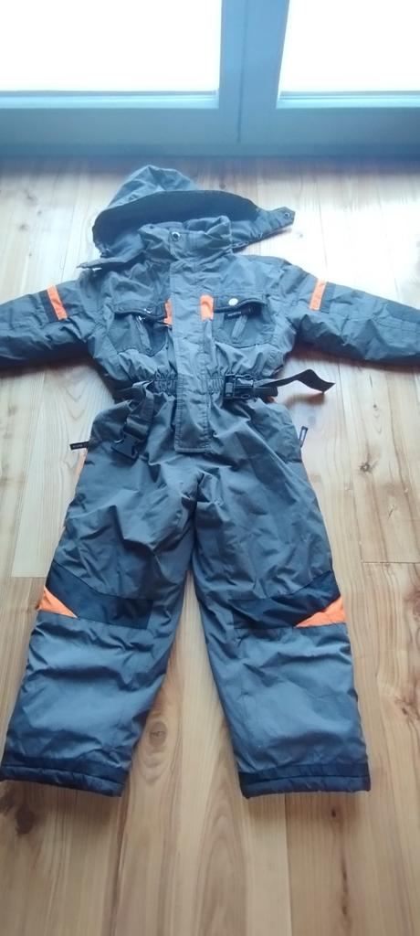 Poriadne zateplená zimná kombinéza, 110