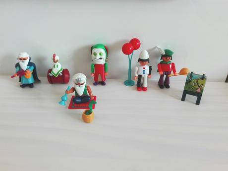 Kinder figúrky 8 - nehrané,