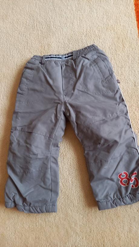 Sede zateplene sustuak.nohavice, 92