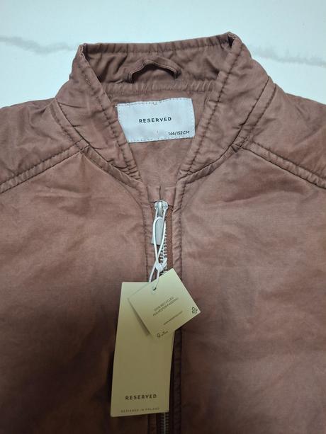 Bombera reserved, reserved,134 / 140 / 146 / 152