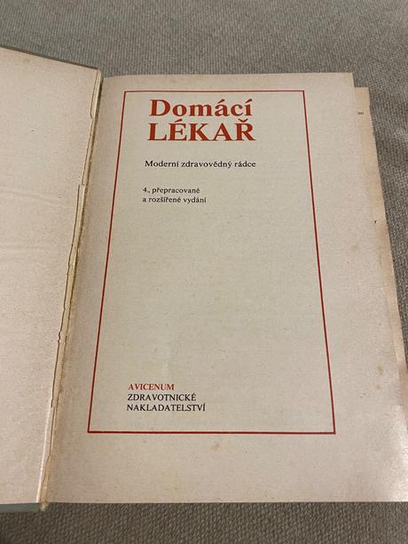 Domácí lékař moderní zdravovědný rádce,