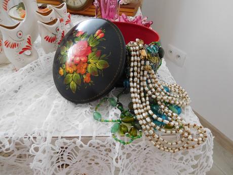 Plechová šperkovnica, 