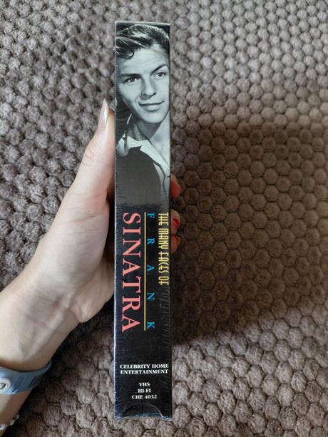Vhs kazeta frank sinatra,