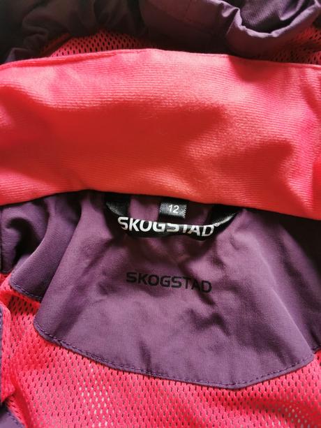 Bunda skogstad, skogstad,152