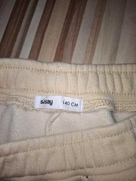 Teplákové kapsače, sinsay,140