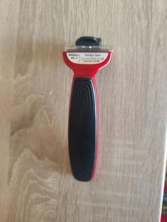 Vyčesávač srsti a podsady camon shedding tool x3,