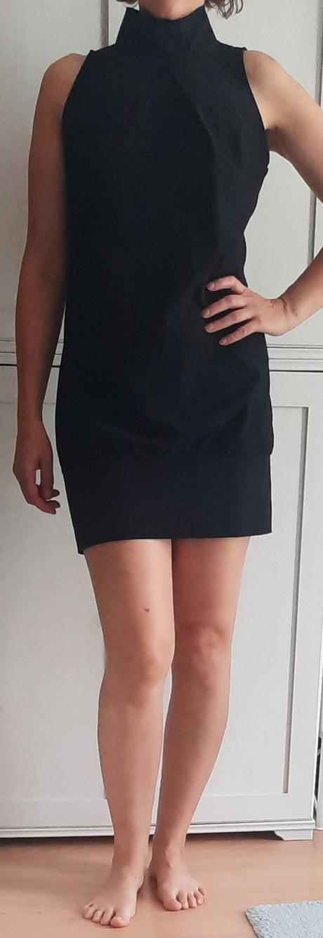 Elegantné, čierne šaty, s