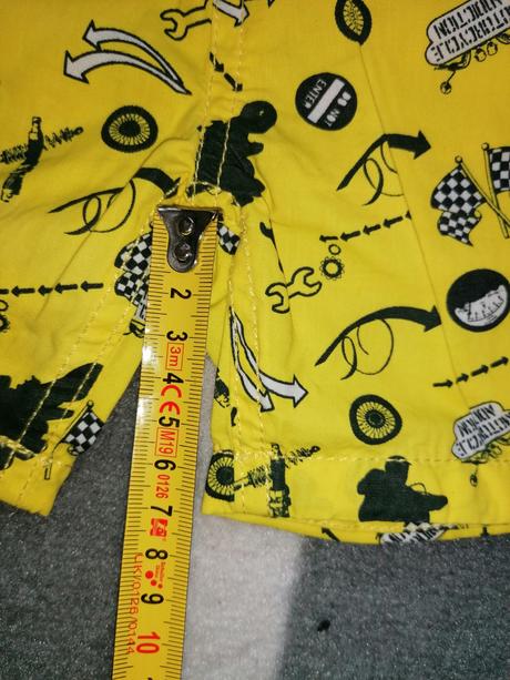 Zlte kratasky, piazza italia,74