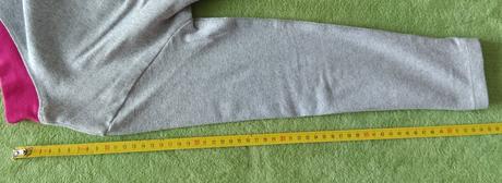 Mikina s koníkom, 134