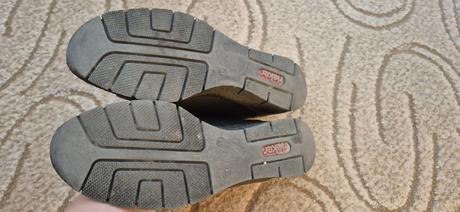 Poltopánky, rieker,39