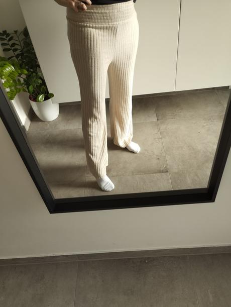 Zvonové nohavice, l