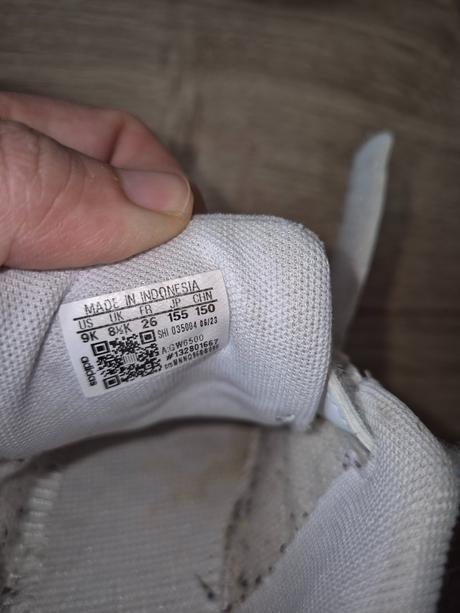 Balik tenisiek c.25 biele adidas su c.26, adidas,25
