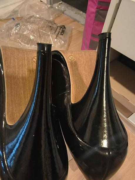 Kožené lakované lodičky, tamaris,38