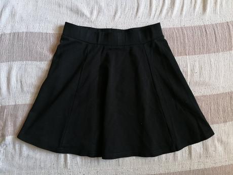 Krásna dámska sukňa, s