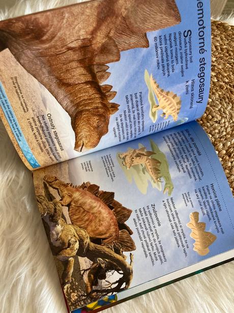 Dinosaury z edície objavujte s nami (2003),