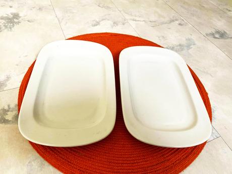 Stará porcelánová servírovacia misa,