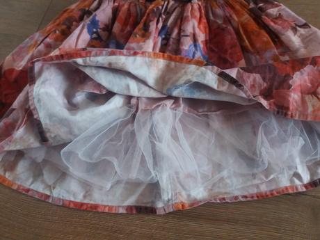 Kvalitne kvetovane saty, next,92