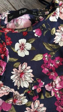 Kvetovaná blúzka, f&f,42