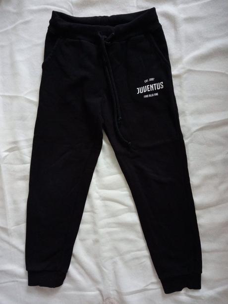 Tepláky juventus, 134