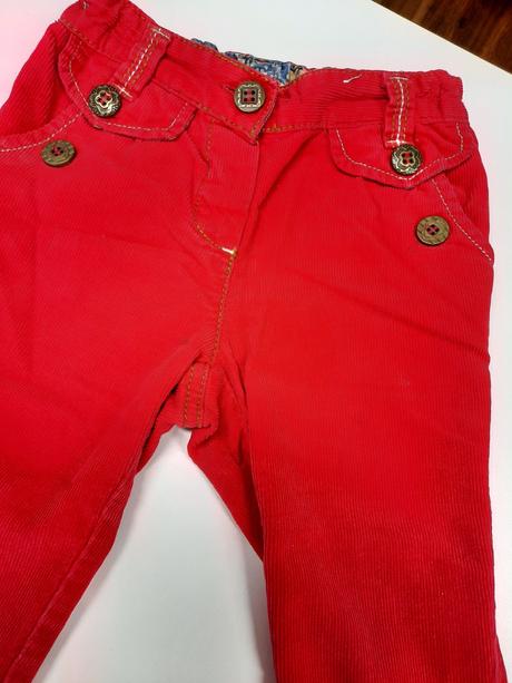 Menčesterové nohavice, 92