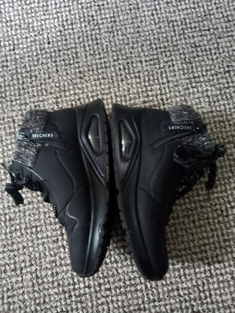 Zimné topánky, skechers,33
