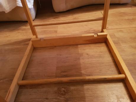 Detský drevený stôl,