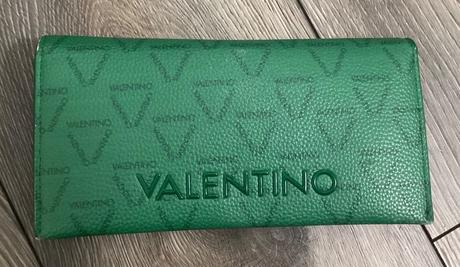 Peňaženka, valentino