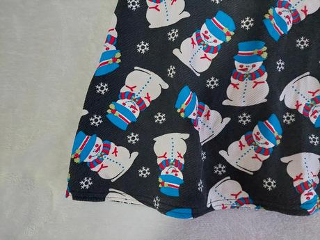 Snehuliaci vianočné šaty zn.miss look veľ.116, 116