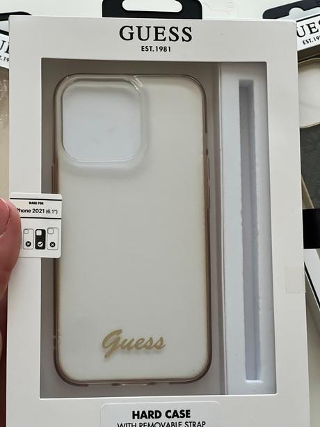 Guess kryty na iphone 13 pro, 