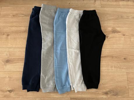 5x tepláky, sinsay,122