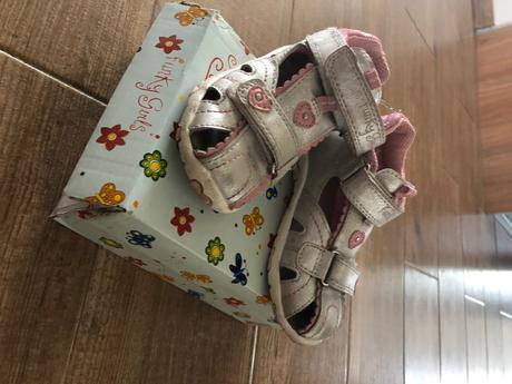 Sandálky, humanic,23