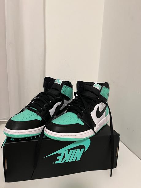 Air jordan 1 retro high og (green glow), air jordan,44