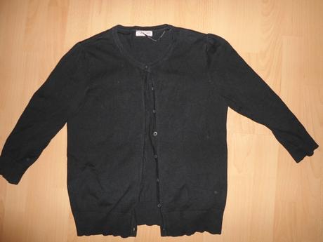 Cierny sveter na gombiky, cherokee,s