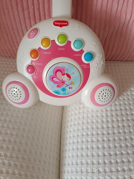 Hrajúci kolotoč timy love, 