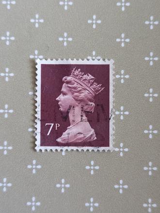 Alžbeta ii. poštová známka,