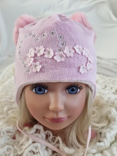 Nádherná čiapka jamiks s pravou kožušinkou, 46