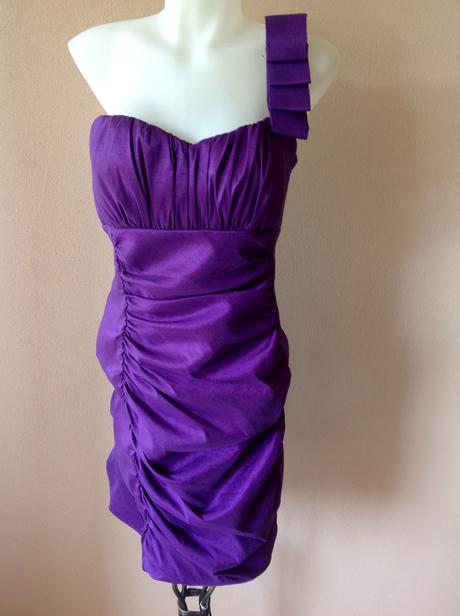 Šaty teeze 38/40 /a, 38