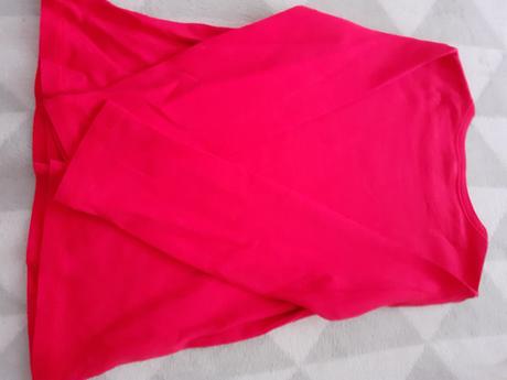 Cerveny dievcensky pulover benetton, benetton,116